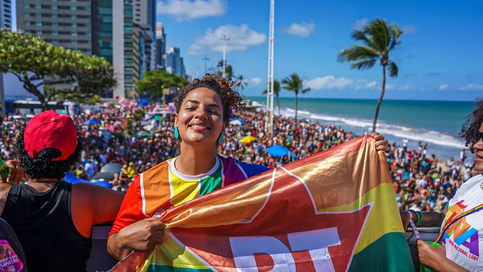 Deputada lésbica promove encontro LGBT+