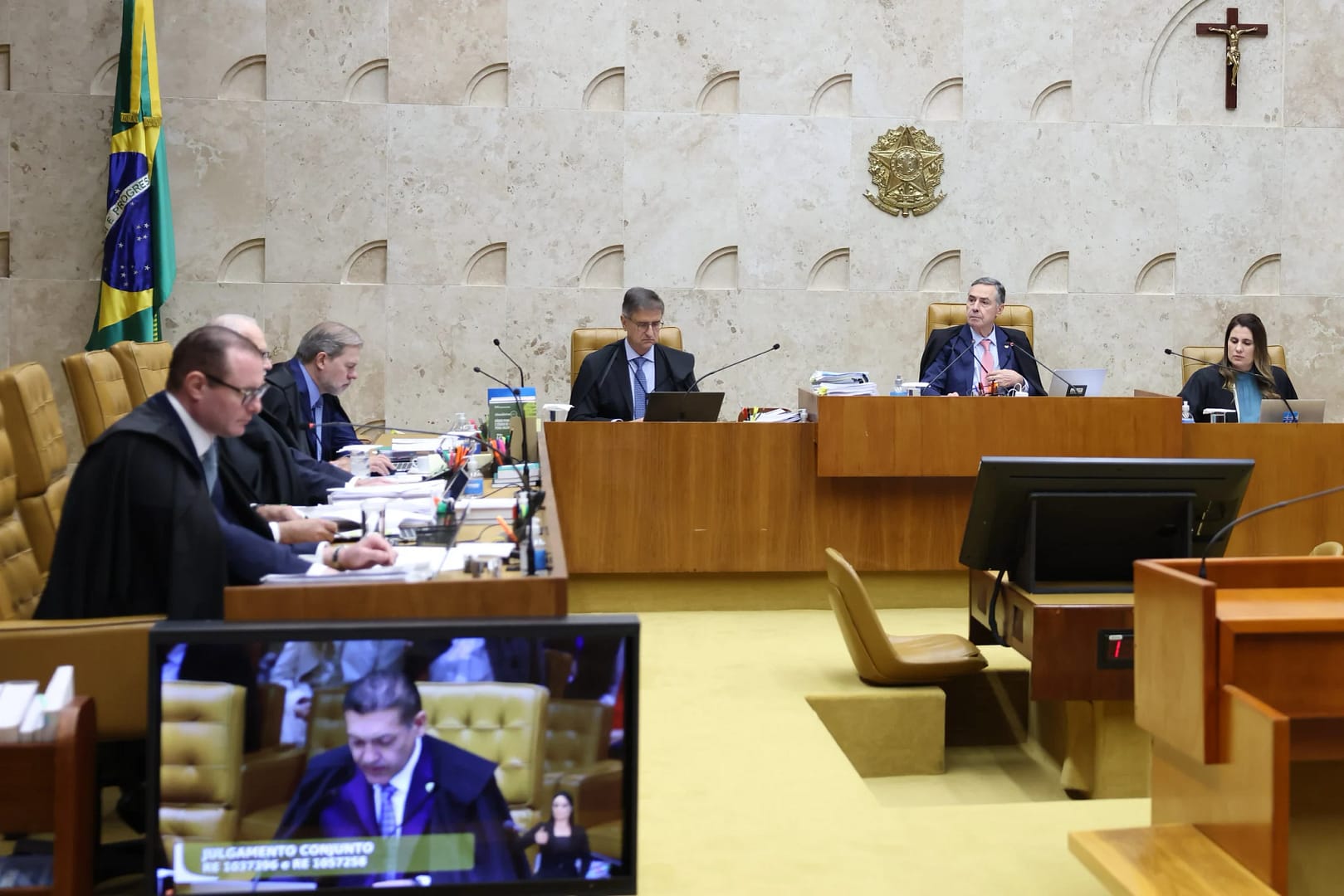 stf responsabiliza plataformas digitais